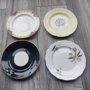 Set of 4 Mismatched Yellow / Black Flower Tea Plates