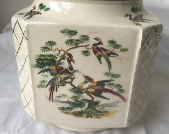 Sadler Bird of Paradise Floral Ginger Jar