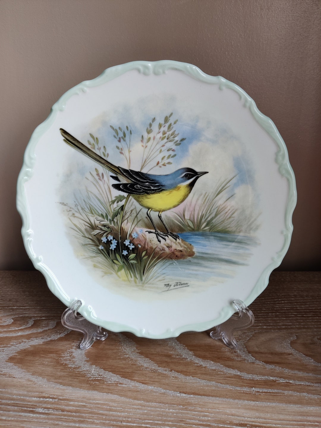 Royal Albert Woodland Birds Collectors Plate - Yellow Wagtail