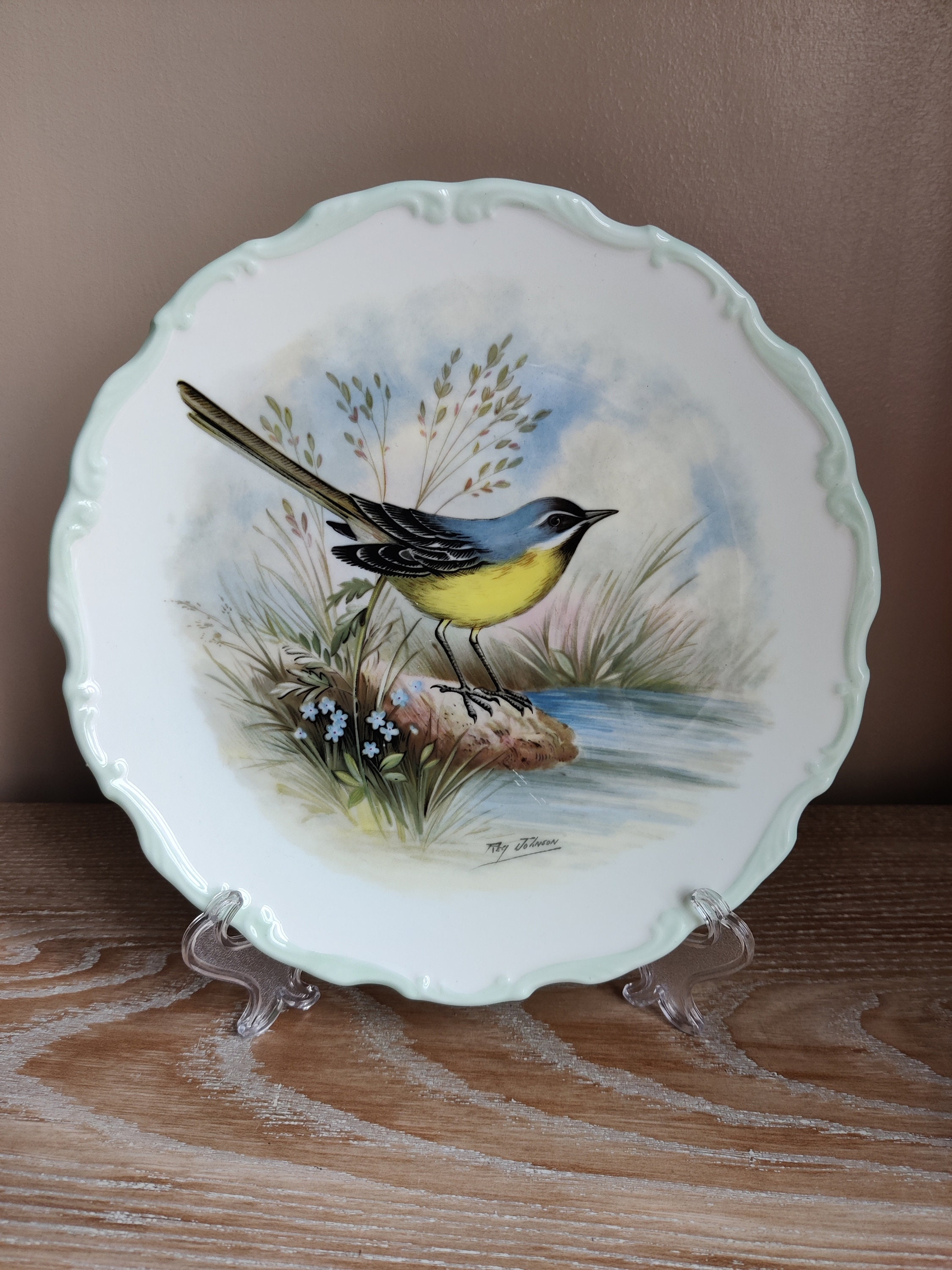 Royal Albert Woodland Birds Collectors Plate - Yellow Wagtail
