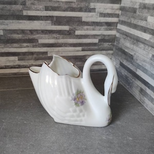 Floral White Swan Planter
