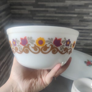 RARE JAJ Pyrex Briarwood, Mixing Bowls Set Nesting Bowls X3 Floral ...