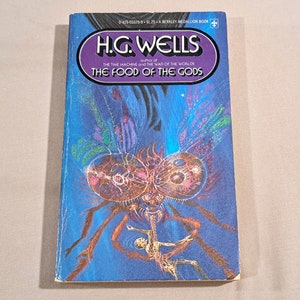Vintage 70&#39;s Classic Science Fiction Paperback, &quot;The Food of the Gods&quot; written by H.G. Wells.