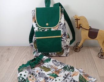 Sac à dos enfant et sa serviette de cantine assortis