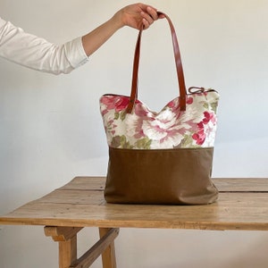 Floral Canvas Leather Tote Bag, Spring Flowers Shoulder bag with zipper, Large Waxed Canvas Bag Flowers,  Personalized Everyday Bag