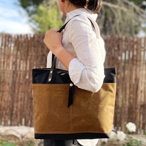 Canvas Work Bag, Waxed Canvas Zippered Tote Bag, Personalized Everyday Handbag for Woman, Custom gift for Wife