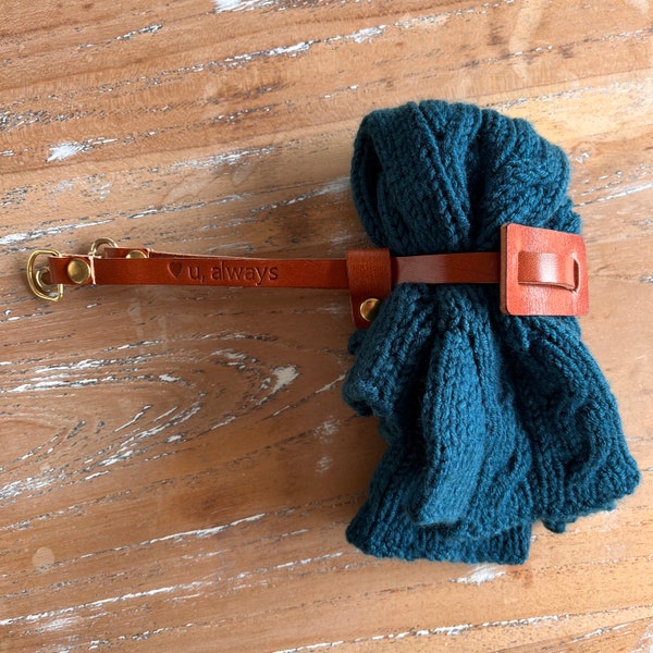 Glove Holder Strap, Leather Glove Beanie Holder, Stylish and Practical Personalized Gift for everyday