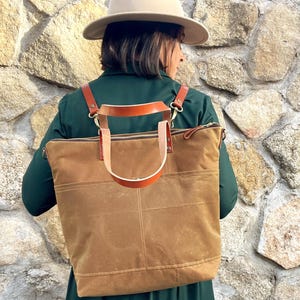 Work Bag Women, Large Waxed Canvas Backpack Handbag for Work, Personalized Rucksack Bag with pockets, Convertible Tote Backpack Purse
