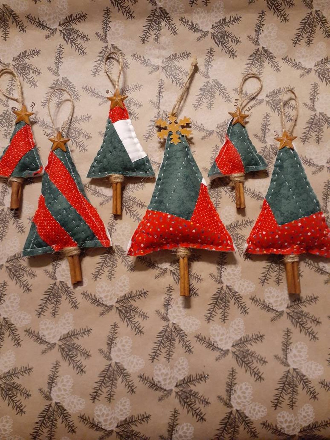 Primitive Christmas Tree, Quilted Tree Ornaments , Quilted Tree Peg