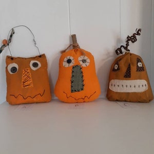 Primitive Jack o Lanterns, Halloween , Halloween Decor, Shelf Sitters, Bowl Fillers