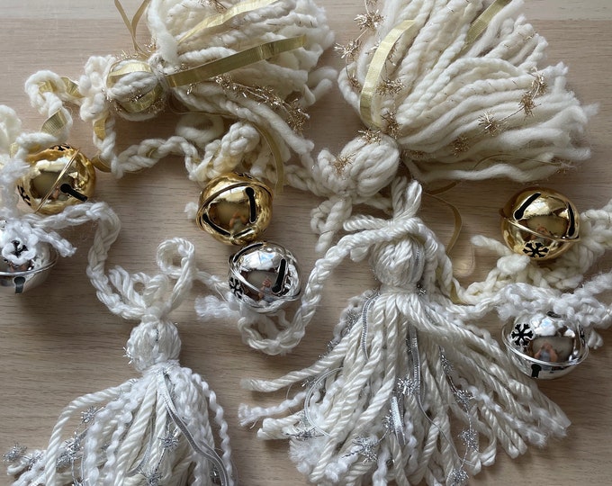 Featured listing image: Sparkle and Shine Holiday Garland