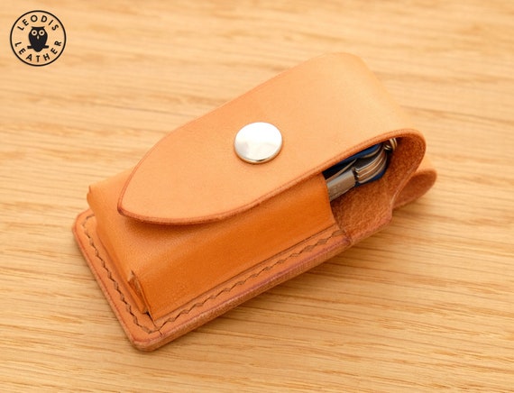 Handmade leather case for the Leatherman Squirt - UK