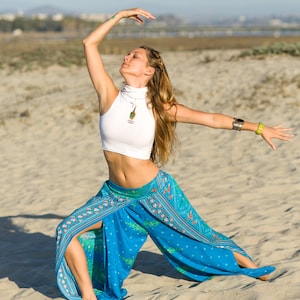 Women&#39;s Beach Pants, Harem Pants, Boho Clothing, Wide Leg, Thai Yoga Bottoms, Vacation Outfit, Women&#39;s Festival Pants, Blue Summer Pants