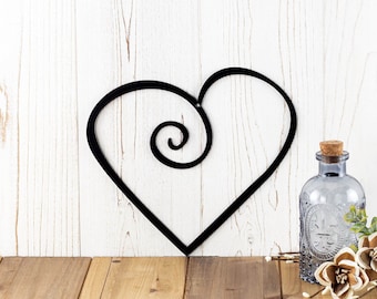 Curly Heart Metal Wall Art