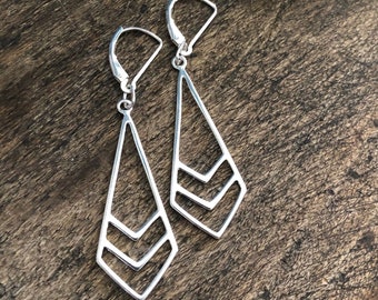 Boucles d'oreilles en argent, Boucles d'oreilles géométriques, Bijoux modernes, Boucles d'oreilles bohèmes, Bijoux en argent, Boucles d'oreilles longues, Bijoux bohèmes, Boucles d'oreilles faites main
