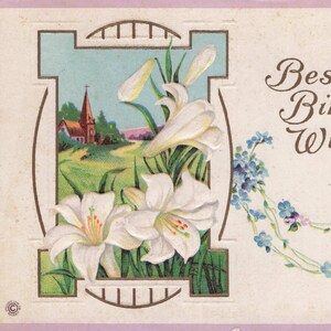Geburtstag: Antike Geburtstagspostkarte weiße Lilien mit Kirchenmotiv – Prägeserie 670 A, Made in USA