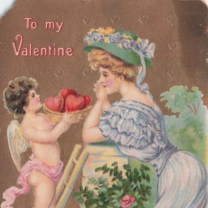 Dia dos Namorados: “Para o meu Dia dos Namorados” – Cartão-postal antigo em relevo com um querubim e uma dama no jardim (impresso na Alemanha, c. 1900)
