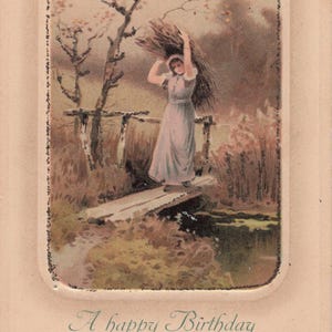 Carte Postale d’Anniversaire Ancienne – Scène Champêtre avec Femme – Début 1900s
