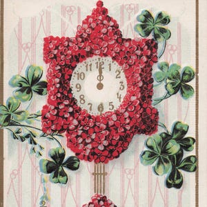 Ano Novo: Cartão postal antigo de 1912 "Feliz Ano Novo" - Relógio floral com design de trevo em relevo
