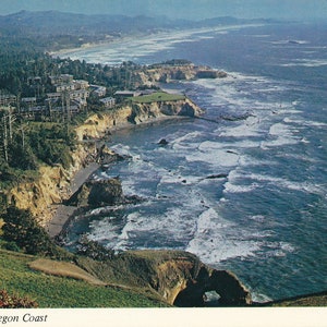 Oregon : carte postale vintage de Otter Crest sur la célèbre côte de l'Oregon. Cette carte postale vintage de la côte de l'Oregon date des années 1970.