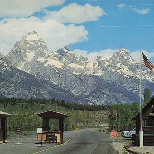 Wyoming: Cartolina d'epoca del Parco Nazionale Grand Teton, anni '60 – Montagne iconiche del Wyoming