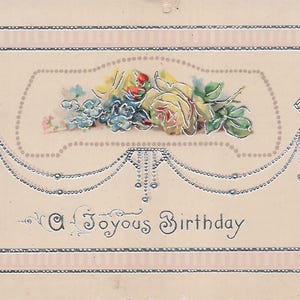 Antike "Ein Freudiger Geburtstag" Geprägte Postkarte mit Blumengirlande - Frühe 1900er Jahre Deutsche Postkarte - Serie Nr. 7179