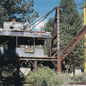 Oregon : ancienne carte postale du musée de l'exploitation forestière du Collier State Park, dans le sud de l'Oregon.  Cette carte postale d'exploitation forestière de l'Oregon date d'environ 1970.