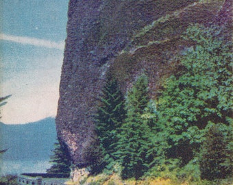 Oregon: Antique Postcard of The Columbia River Highway on the Columbia River in Oregon. This Columbia River Postcard is Circa 1940.