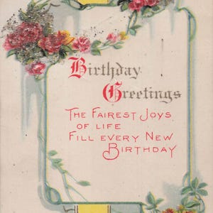 Aniversário: Cartão postal antigo em relevo com "Saudações de aniversário" e design floral - Cartão de aniversário vintage do início do século XX