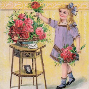 Capodanno: cartolina di Capodanno vintage dei primi anni del 1900 con affascinante illustrazione di una giovane ragazza e rose - perfetta per collezionisti e decorazioni per la casa