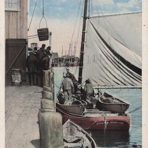 Massachusetts: Cartão postal antigo com cena de cais – Gloucester, Massachusetts – C.T. American Art R-55473 – Vista náutica do porto não utilizada