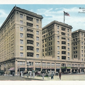 Oregón: postal antigua del hotel Multnomah (hoy hotel DoubleTree) en Portland, Oregón. Esta postal de Portland, Oregón, data de alrededor de 1920.