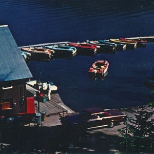 Oregon: Antica cartolina dell'Odell Lake Resort a Crescent Lake, Oregon. Questa cartolina di Crescent Lake, Oregon, risale agli anni '50 circa.