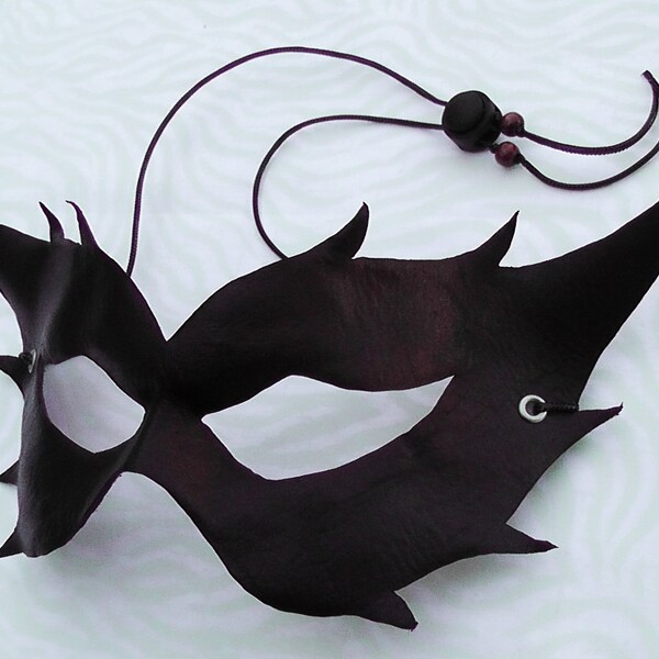 Catness Mask - Dark Burgundy/Metallic