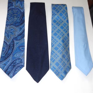 Vintage Blaues Krawatten Set: 1960s Herrenmode aus Seide & Baumwolle