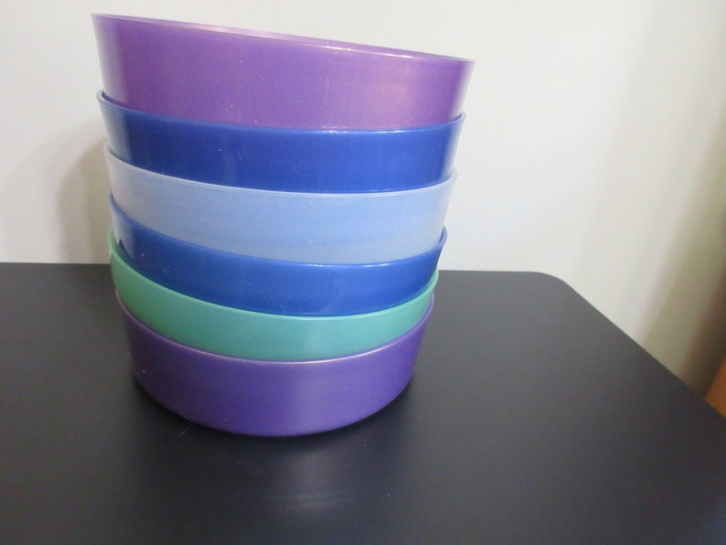 Set of Six Vintage Used Tupperware Cereal Bowls With Lids Etsy
