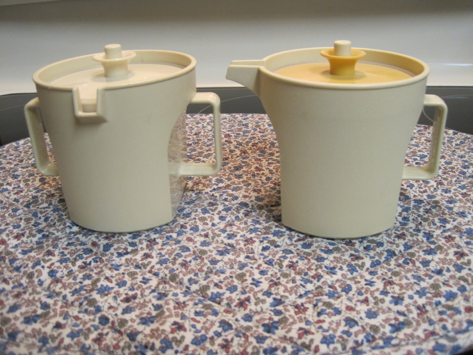 Vintage Tupperware Sugar and Creamer Set 1970s Etsy