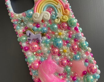 Funda de teléfono inspirada en unicornio