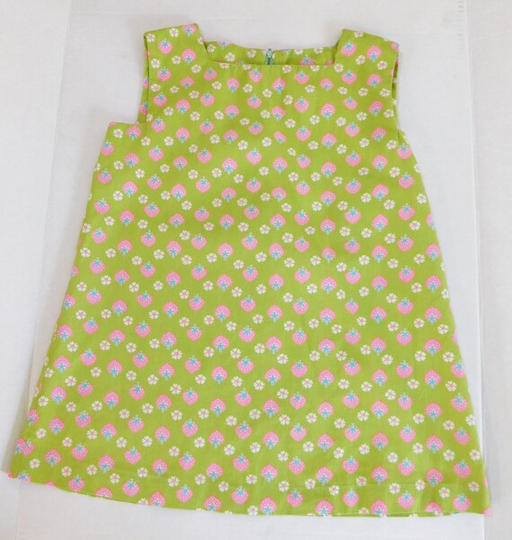 vintage 1970s Girls Dress Cotton Strawberry Design