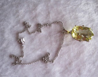 Lemon Citrine pendant, cushion cut, silver basket setting