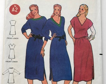 Vintage 1980s Women's Fast and Easy V-Neck or Boatneck Midi Dress Sewing Pattern - Butterick 6545 - Size B (Small-Medium-Large)