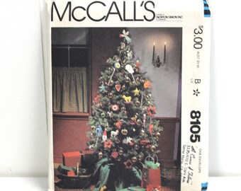 McCall's Craft Sewing Pattern 8105 Felt Ornaments & Tree Skirt Uncut Sewing - Uncut