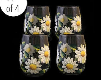 Hand Painted Daisy Wine Glass Set of 4, White  Daisy Flower Stemless Wine Glass, Gift for her, Daisy Flower Wine Glass 15 oz