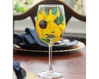 Sunflower Stemmed Wine Glass - Sunflower Gift Ideas - Spring Wine Glasses - Mothers Day Gift idea - Birthday Gift for Women