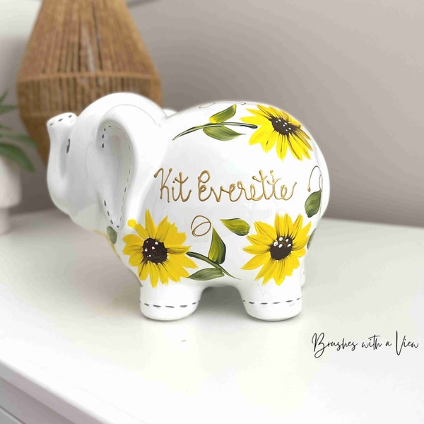 Alcancía personalizada con forma de elefante y girasol, pintada a mano, para niñas, regalo de baby shower, primer cumpleaños.
