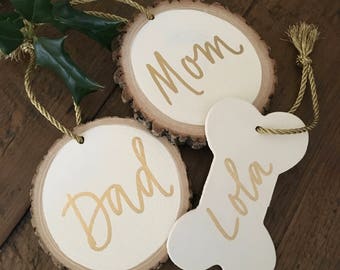 White Christmas Stocking Tags - Personalized Wooden Tree Slice Tags with Modern Style Hand Calligraphy - Choice of Gold/Silver Ink + Tie