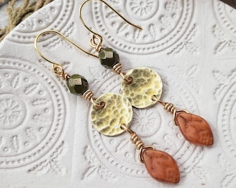Boho Blatt Ohrringe - Herbst Ohrringe - gehämmerte Messing Scheibe Ohrringe - Herbst Schmuck - Boho Herbst Schmuck - Herbst Schmuck Geschenk - Messing Schmuck