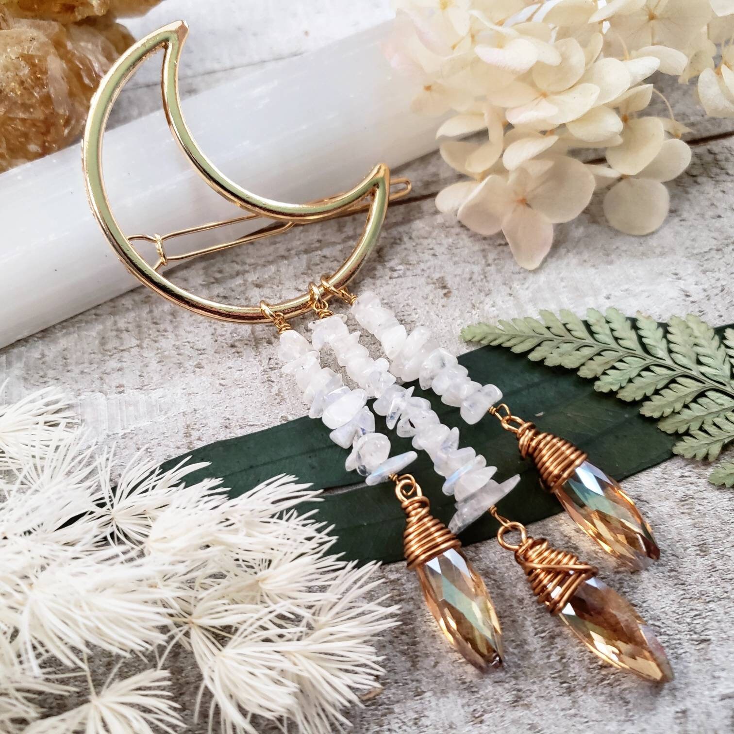 Boho Moon Hair Clip - Moon Hair Accessory - Gold Moon Hair  display picture 2