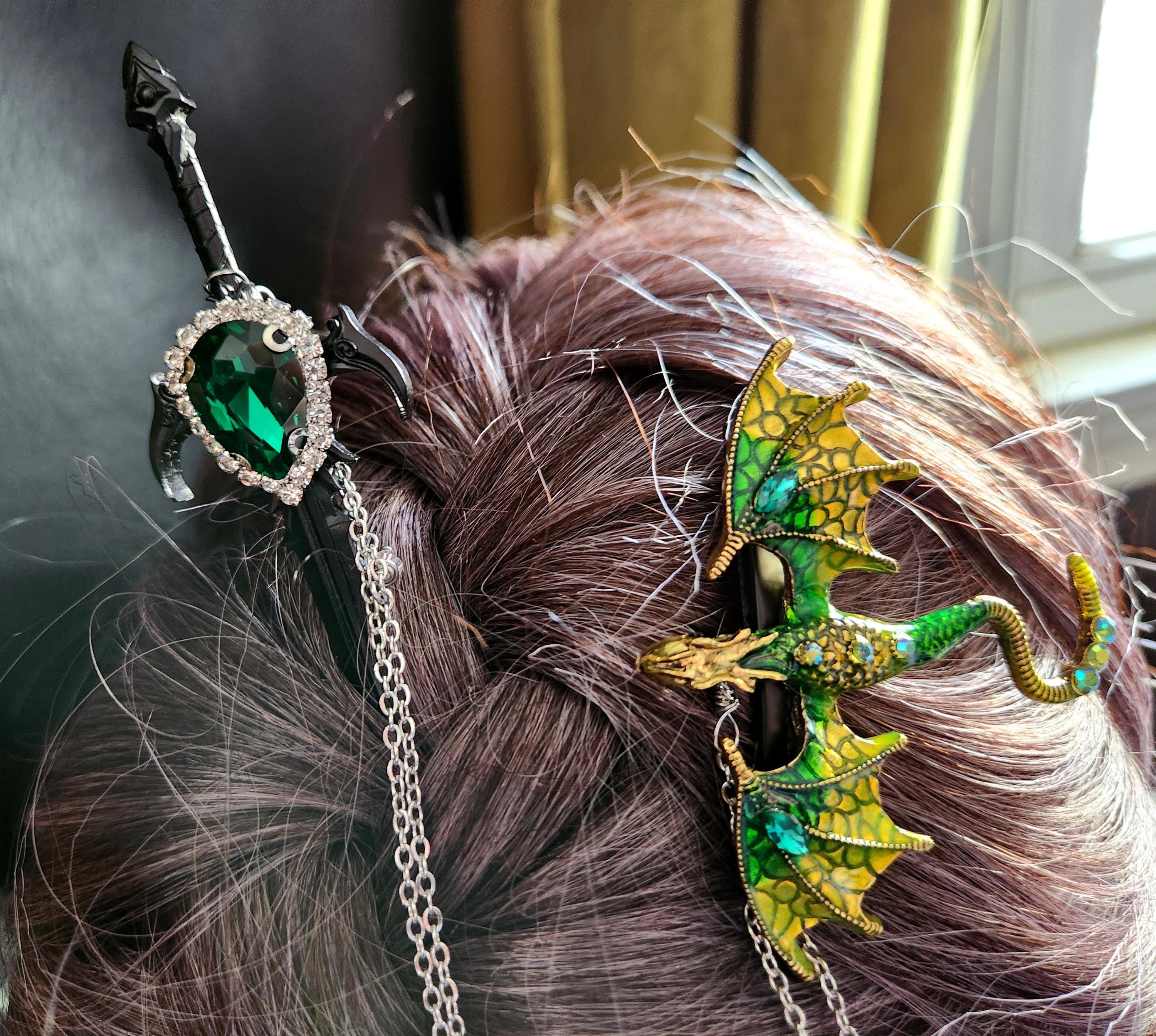 1 haarclip in de vorm van een draak met een imitatieparelmotief, met