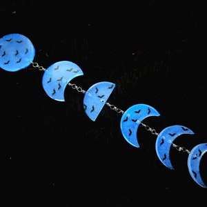 Fase lunar luminosa - Decoración del hogar con murciélagos - Percha con fase lunar - Decoración de jardín luminosa - Decoración del hogar con murciélagos espeluznantes - Regalos celestiales - Murciélagos que brillan en la oscuridad